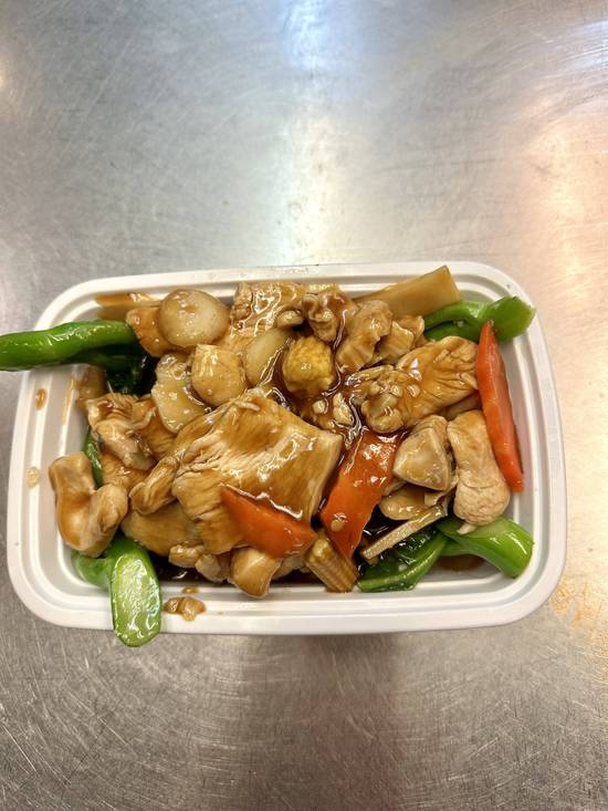 C14. chinese brocoli with chicken 唐兰鸡片